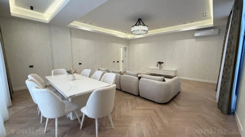 Satılır 4 otaqlı Mənzil Yeni tikili 195 m² 28 May m. - şəkil 3