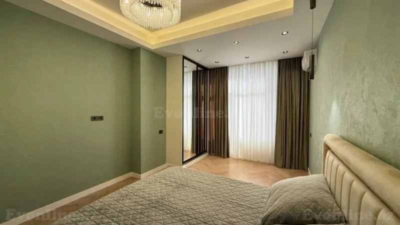 Satılır 4 otaqlı Mənzil Yeni tikili 195 m² 28 May m. - şəkil 6