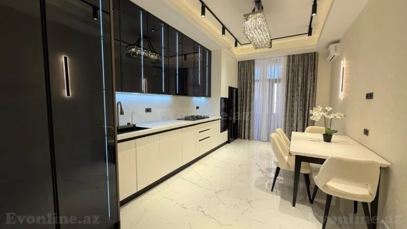 Satılır 4 otaqlı Mənzil Yeni tikili 195 m² 28 May m. - şəkil 12