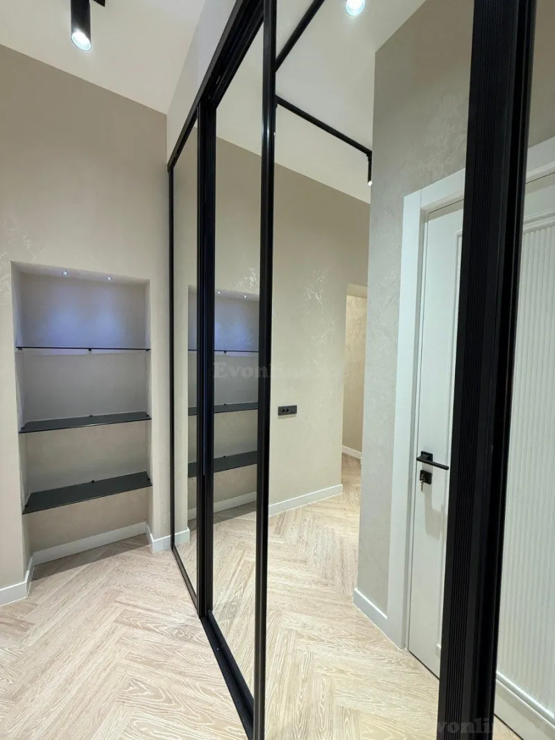 Satılır 4 otaqlı Mənzil Yeni tikili 195 m² 28 May m. - şəkil 20