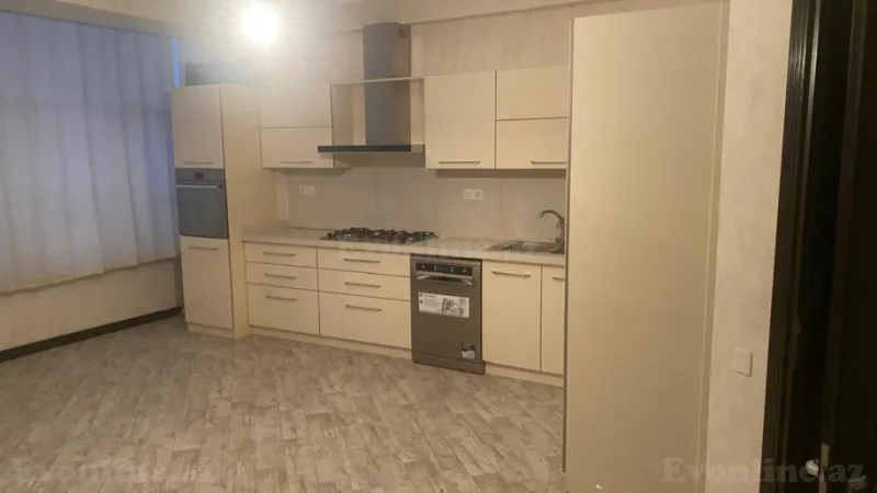 Satılır 4 otaqlı Mənzil Yeni tikili 204 m² Qara Qarayev m. - şəkil 13
