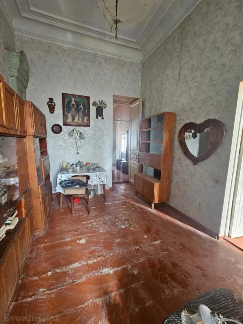 Satılır 3 otaqlı Mənzil Köhnə tikili 90 m² İçərişəhər m. - şəkil 12