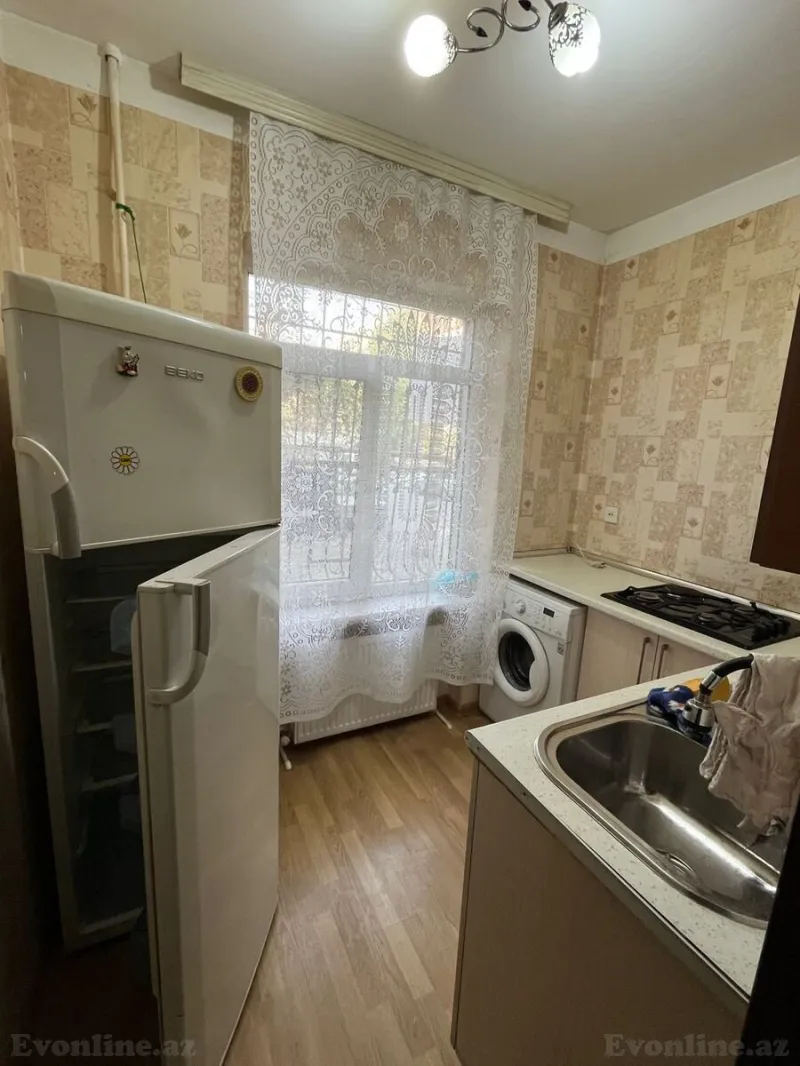 Kirayə verilir 3 otaqlı Mənzil Köhnə tikili 70 m² Nərimanov r. - şəkil 6