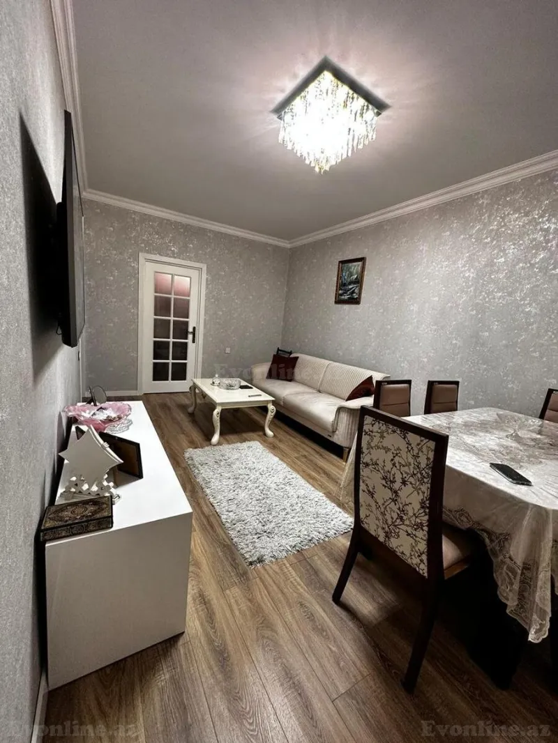 Satılır 2 otaqlı Mənzil Köhnə tikili 50 m² Azadlıq prospekti m. - şəkil 2