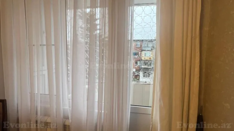 Satılır 2 otaqlı Mənzil Köhnə tikili 50 m² Azadlıq prospekti m. - şəkil 3