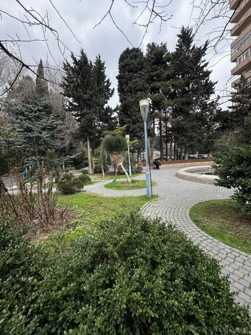 Satılır 3 otaqlı Mənzil Köhnə tikili 90 m² 8-ci mikrorayon - şəkil 3