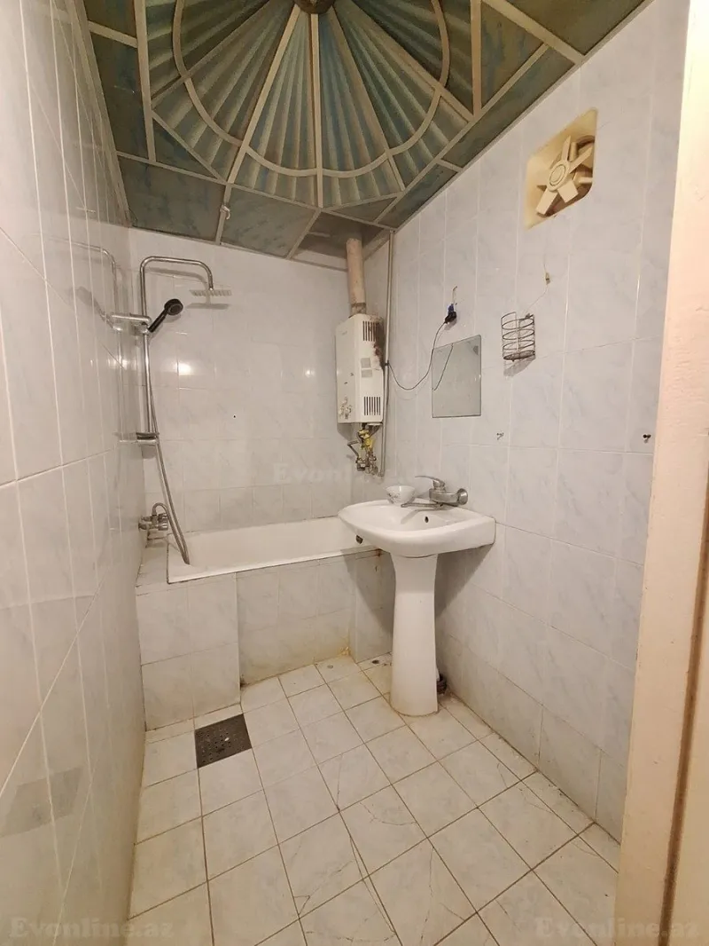 Satılır 2 otaqlı Mənzil Köhnə tikili 60 m² Xətai m. - şəkil 9