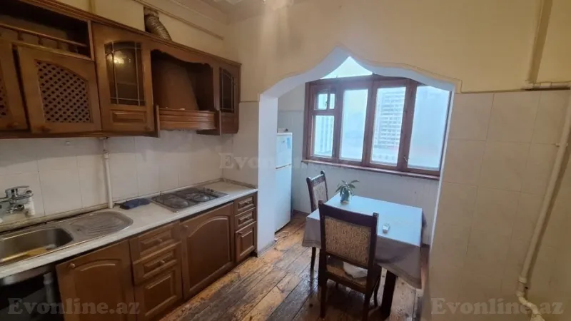 Satılır 2 otaqlı Mənzil Köhnə tikili 60 m² Xətai m. - şəkil 10