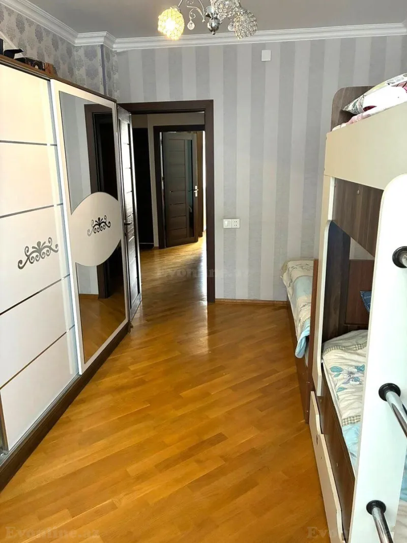 Satılır 3 otaqlı Mənzil Köhnə tikili 80 m² Əhmədli m. - şəkil 5