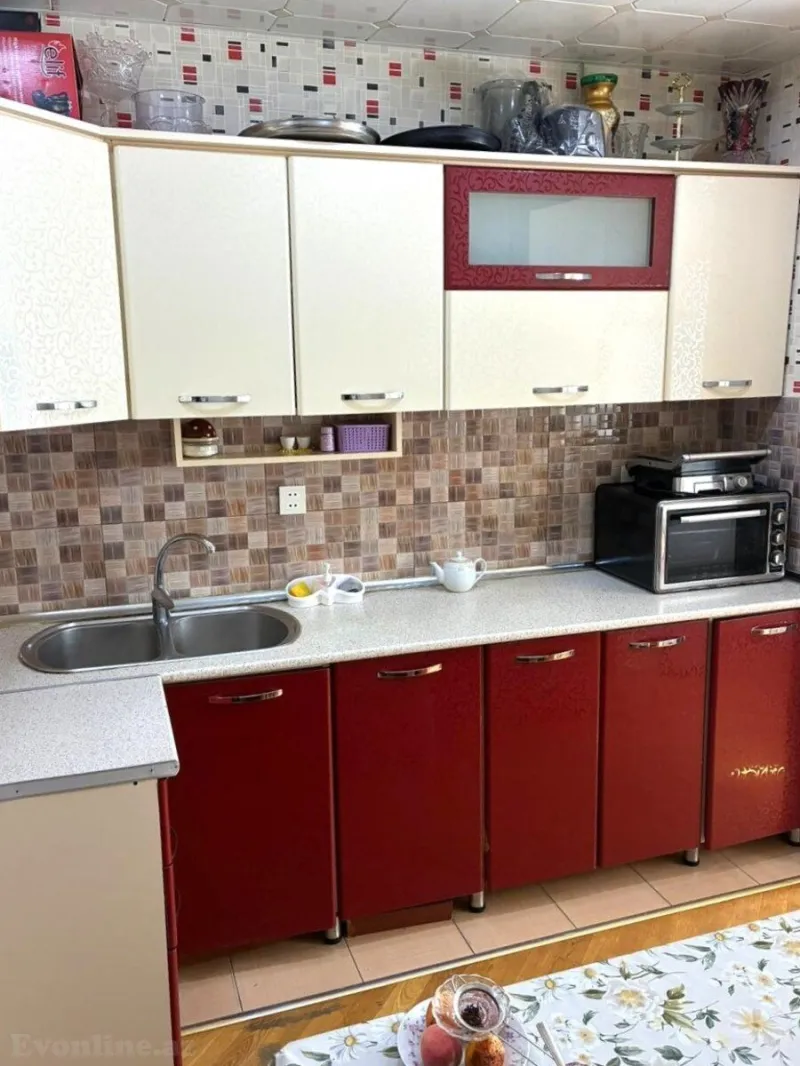 Satılır 3 otaqlı Mənzil Köhnə tikili 80 m² Əhmədli m. - şəkil 10