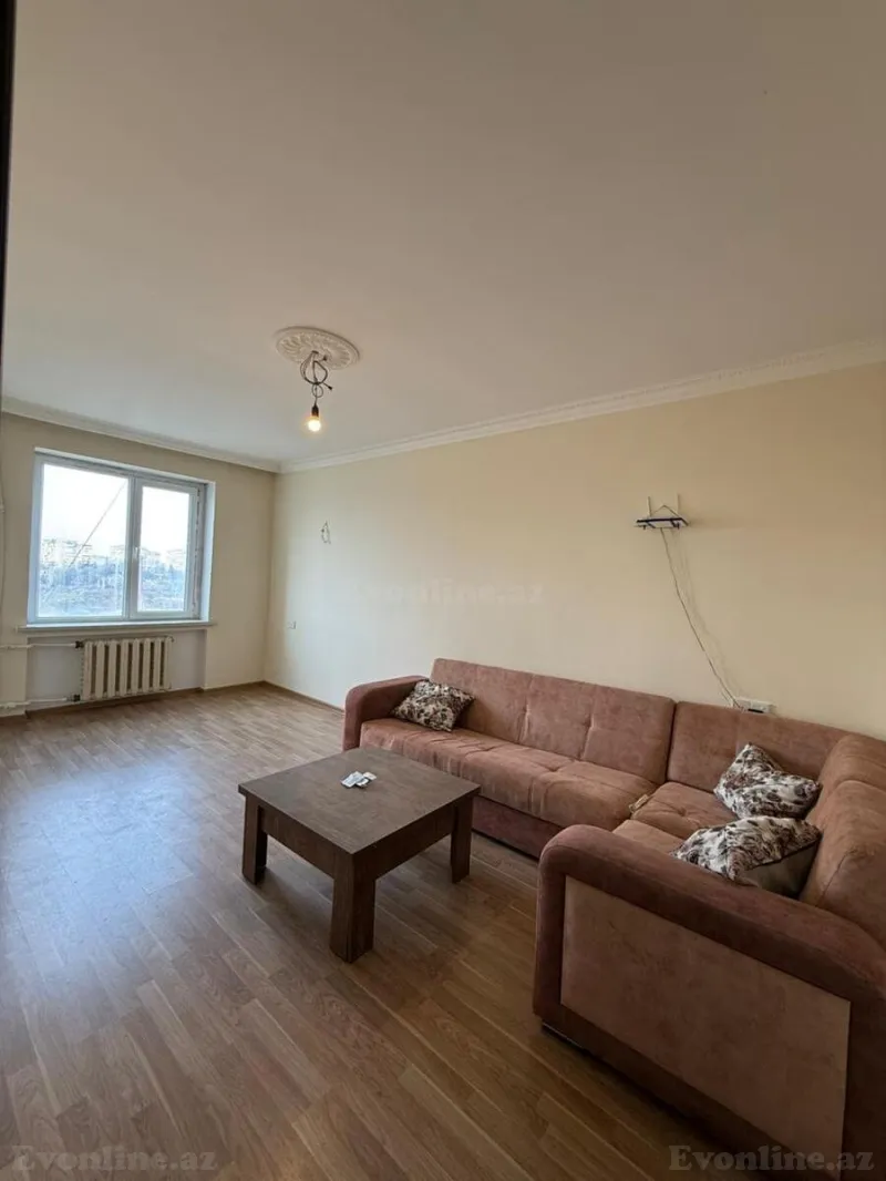 Satılır 2 otaqlı Mənzil Köhnə tikili 60 m² Suraxanı r.