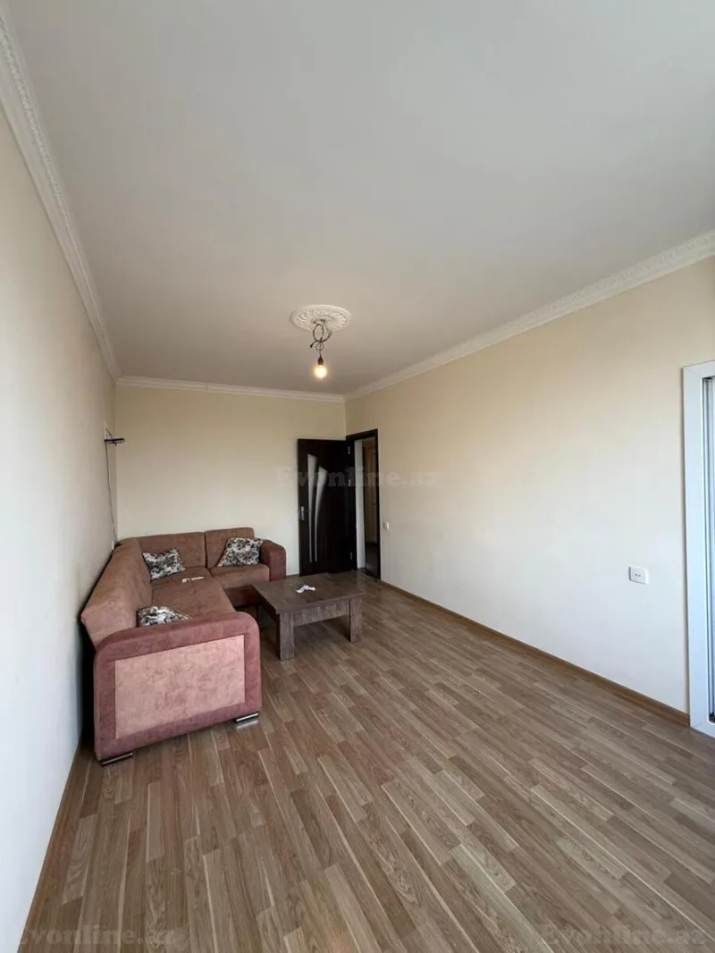 Satılır 2 otaqlı Mənzil Köhnə tikili 60 m² Suraxanı r. - şəkil 3