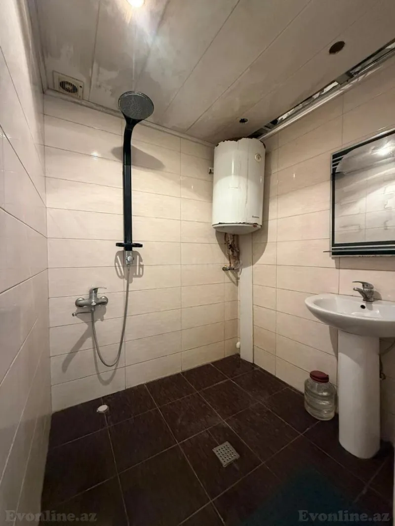 Satılır 2 otaqlı Mənzil Köhnə tikili 60 m² Suraxanı r. - şəkil 12