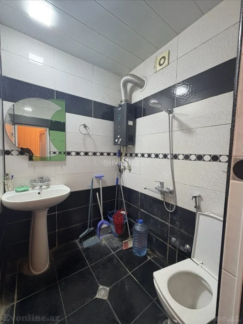 Satılır 2 otaqlı Mənzil Köhnə tikili 55 m² 5-ci mikrorayon - şəkil 10