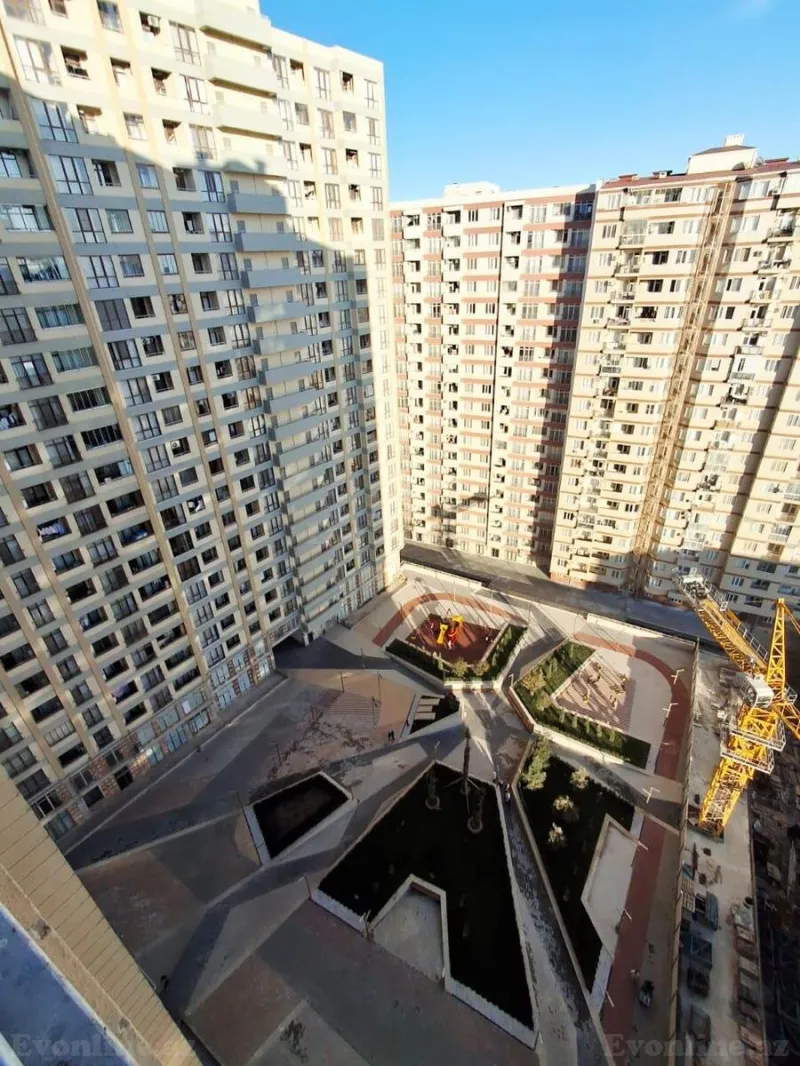 Bakı, Yasamal r., 20 Yanvar m.da 1 otaqlı mənzil kirayə verilir