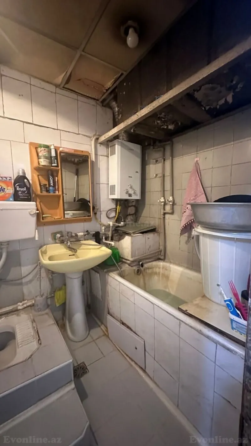 Satılır 2 otaqlı Mənzil Köhnə tikili 40 m² Neftçilər m. - şəkil 9