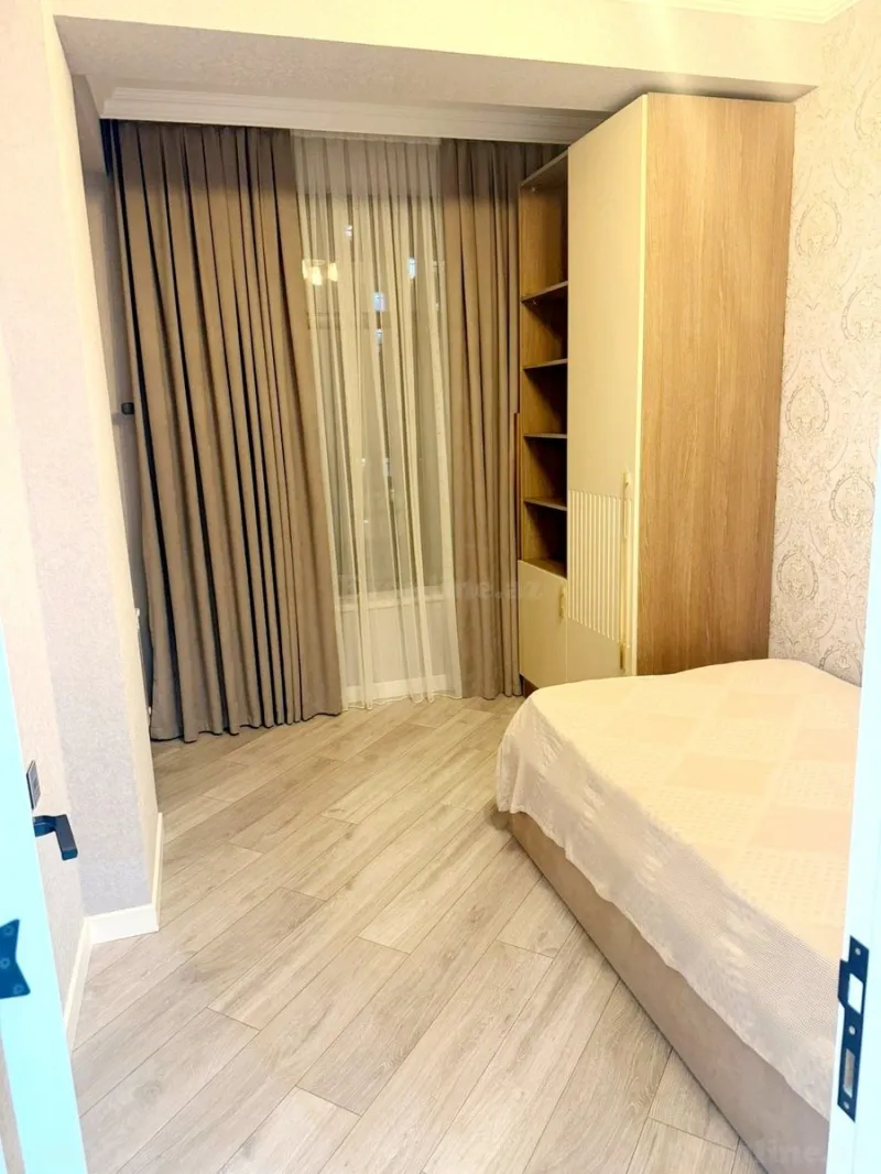 Satılır 4 otaqlı Mənzil Yeni tikili 122 m² Qara Qarayev m. - şəkil 3