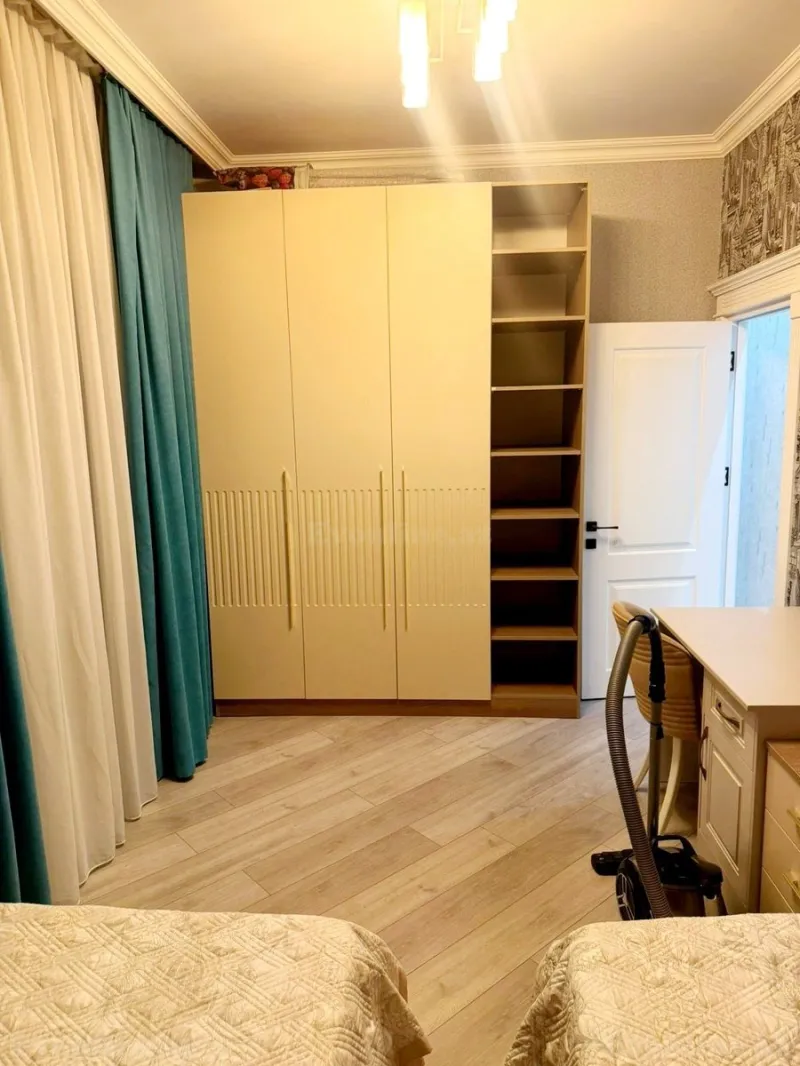 Satılır 4 otaqlı Mənzil Yeni tikili 122 m² Qara Qarayev m. - şəkil 5