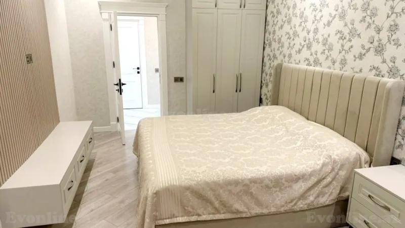 Satılır 4 otaqlı Mənzil Yeni tikili 122 m² Qara Qarayev m. - şəkil 8