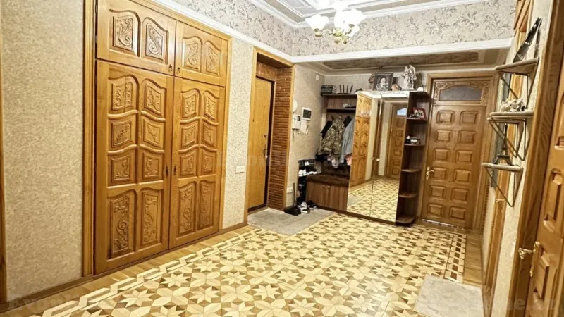 Satılır 4 otaqlı Mənzil Yeni tikili 145 m² Yasamal - şəkil 11