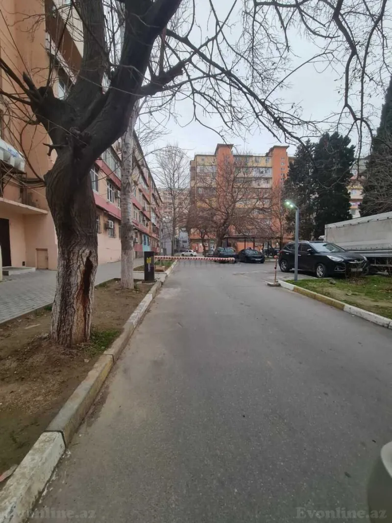 Satılır 4 otaqlı Mənzil Köhnə tikili 110 m² Xırdalan - şəkil 2