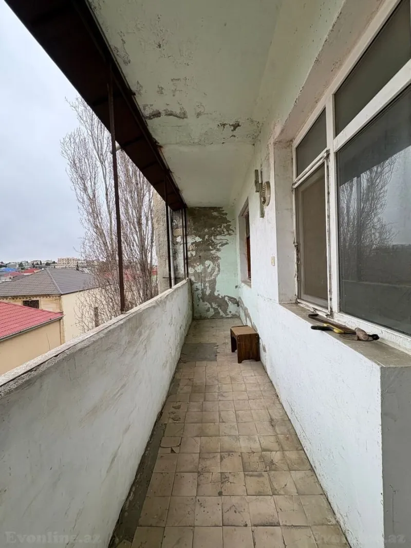Satılır 4 otaqlı Mənzil Köhnə tikili 100 m² Sabunçu r. - şəkil 6