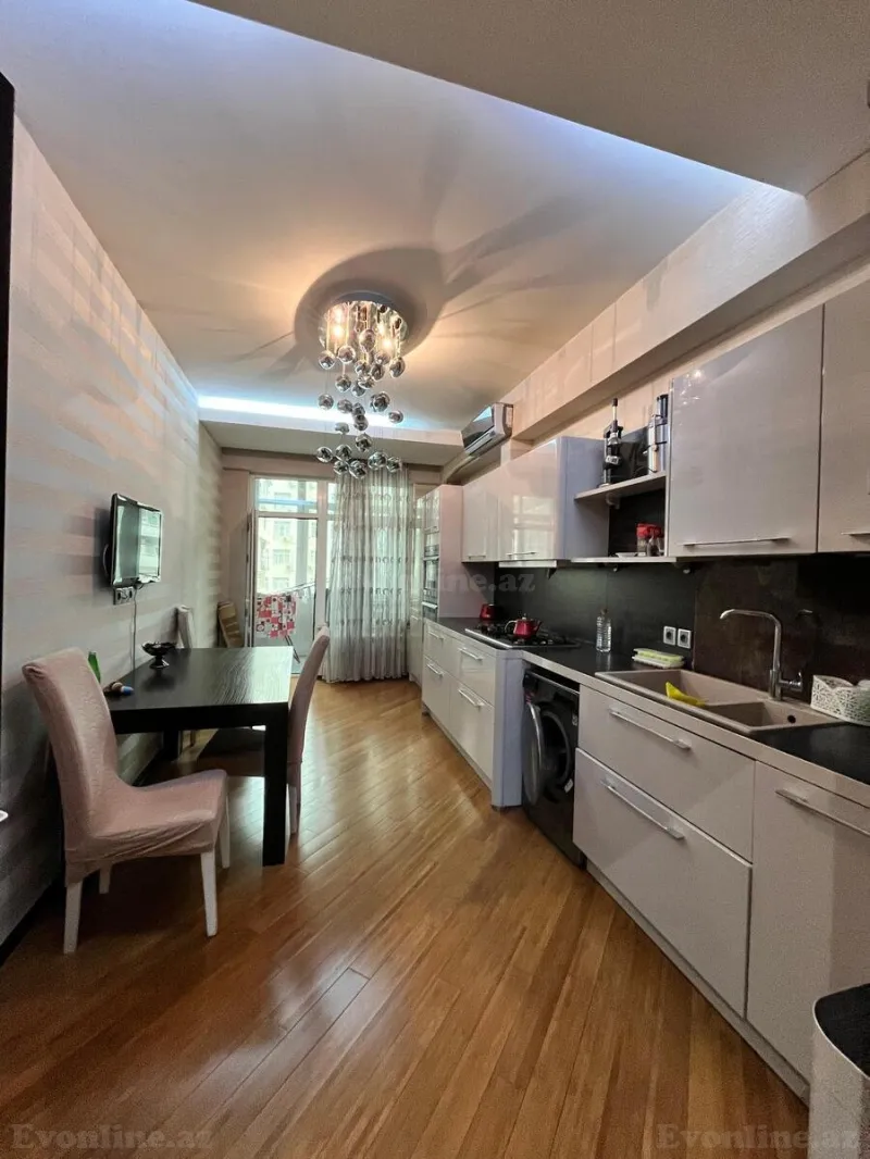 Satılır 3 otaqlı Mənzil Yeni tikili 150 m² Nərimanov r. - şəkil 7