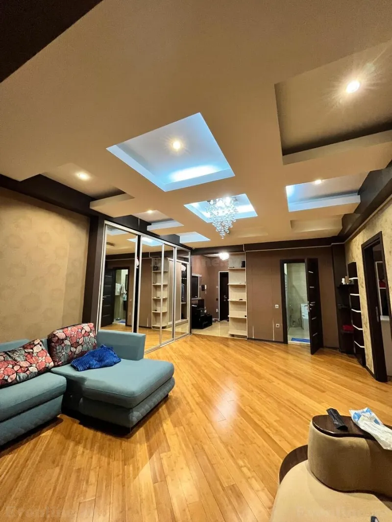 Satılır 3 otaqlı Mənzil Yeni tikili 150 m² Nərimanov r. - şəkil 9