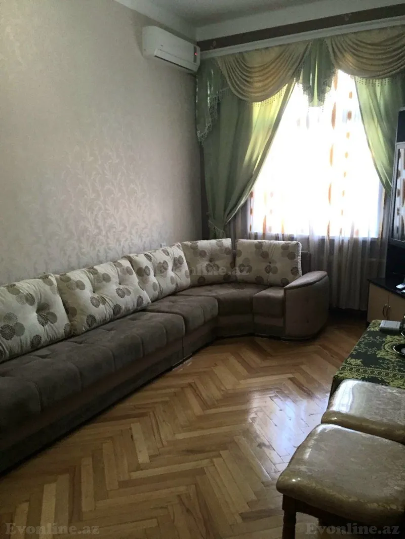 Satılır 2 otaqlı Mənzil Köhnə tikili 73 m² Nəriman Nərimanov m.