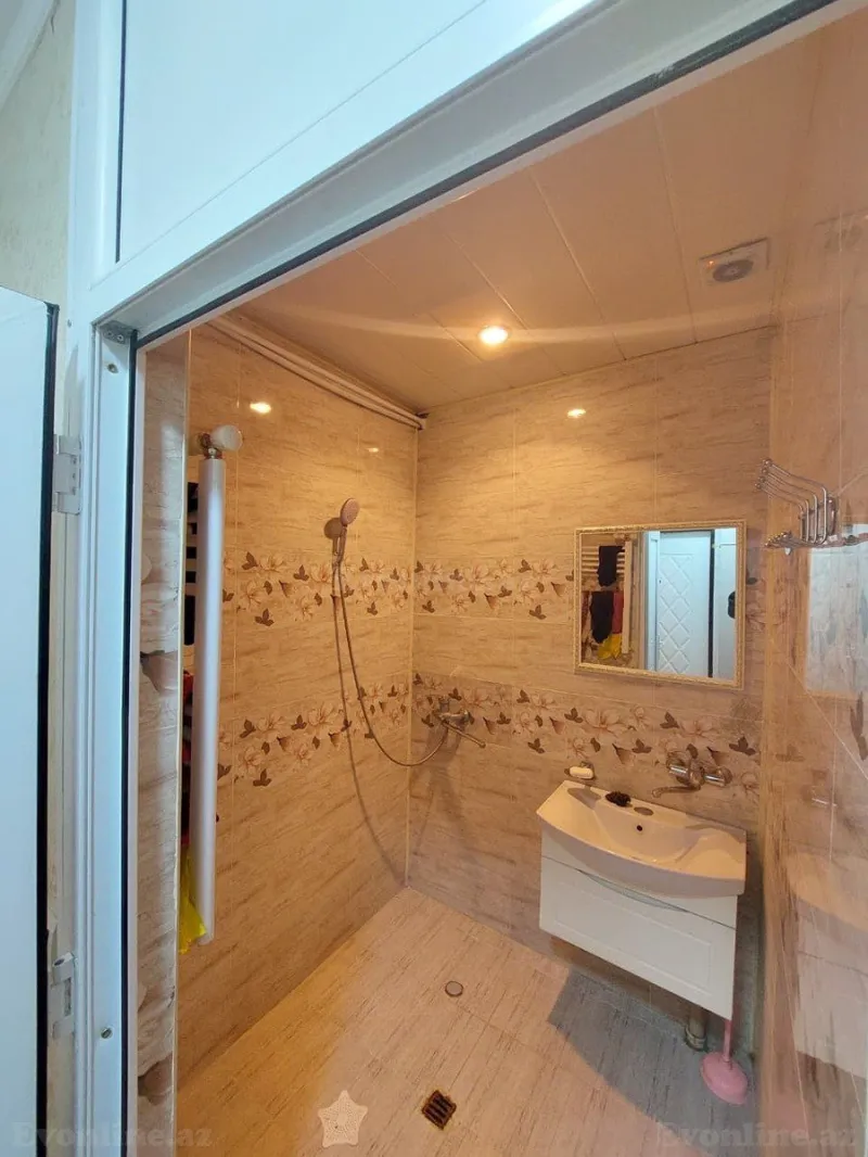 Kirayə verilir 2 otaqlı Mənzil Köhnə tikili 50 m² 4-cü mikrorayon - şəkil 3