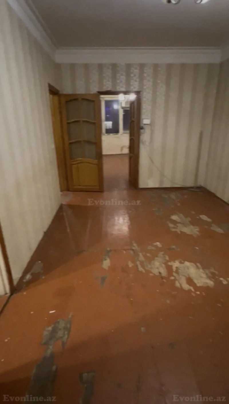 Satılır 3 otaqlı Mənzil Köhnə tikili 60 m² 4-cü mikrorayon - şəkil 3