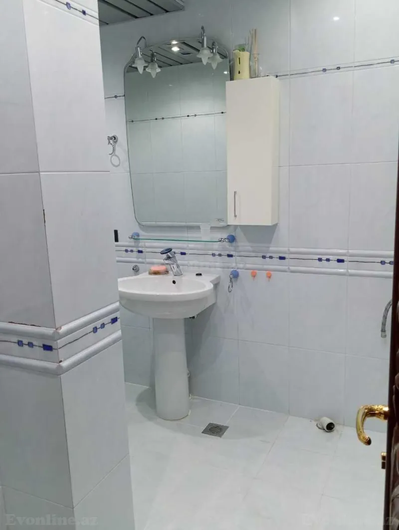 Kirayə verilir 4 otaqlı Mənzil Yeni tikili 170 m² Nəsimi r. - şəkil 25