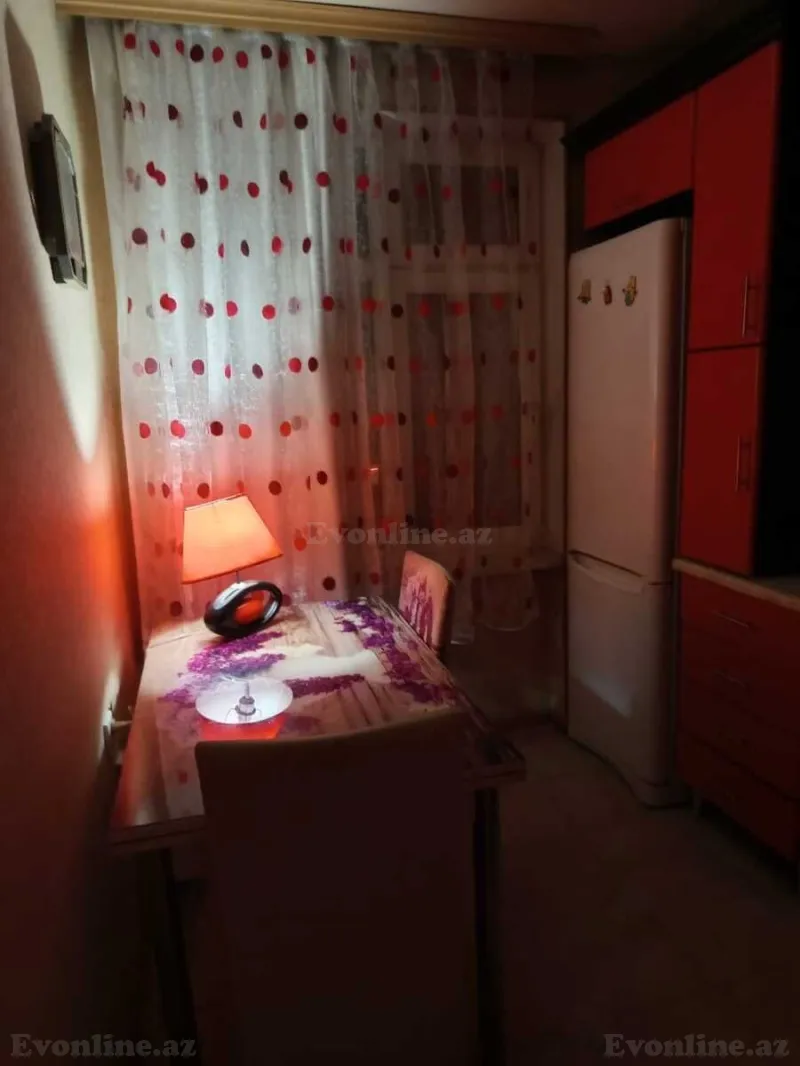 Satılır 2 otaqlı Mənzil Köhnə tikili 55 m² Elmlər Akademiyası m. - şəkil 12