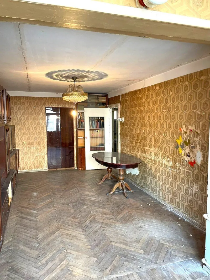 Satılır 3 otaqlı Mənzil Köhnə tikili 80 m² Nərimanov r. - şəkil 3