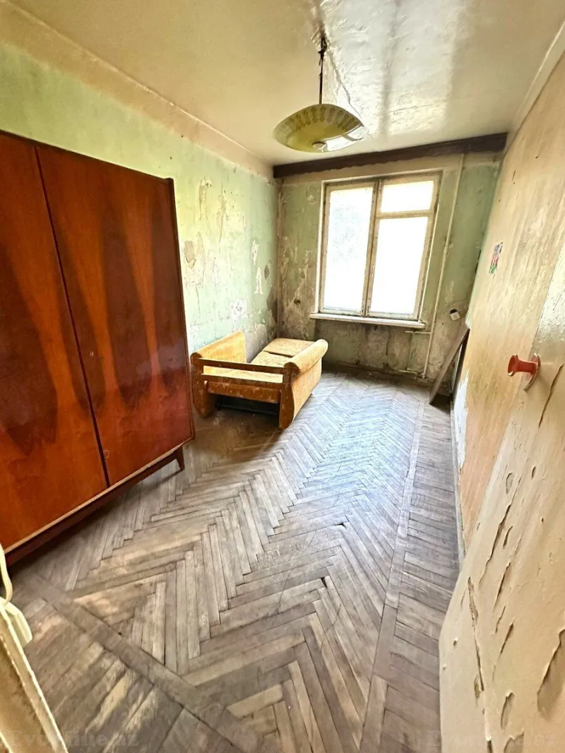 Satılır 3 otaqlı Mənzil Köhnə tikili 80 m² Nərimanov r. - şəkil 4