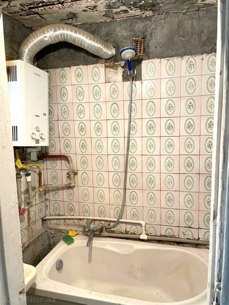 Satılır 3 otaqlı Mənzil Köhnə tikili 80 m² Nərimanov r. - şəkil 6