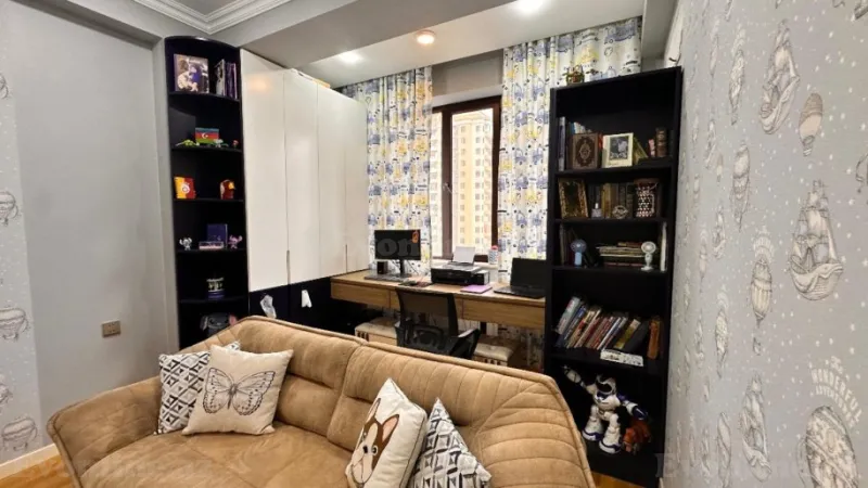 Satılır 3 otaqlı Mənzil Yeni tikili 139.8 m² Nəsimi r. - şəkil 5