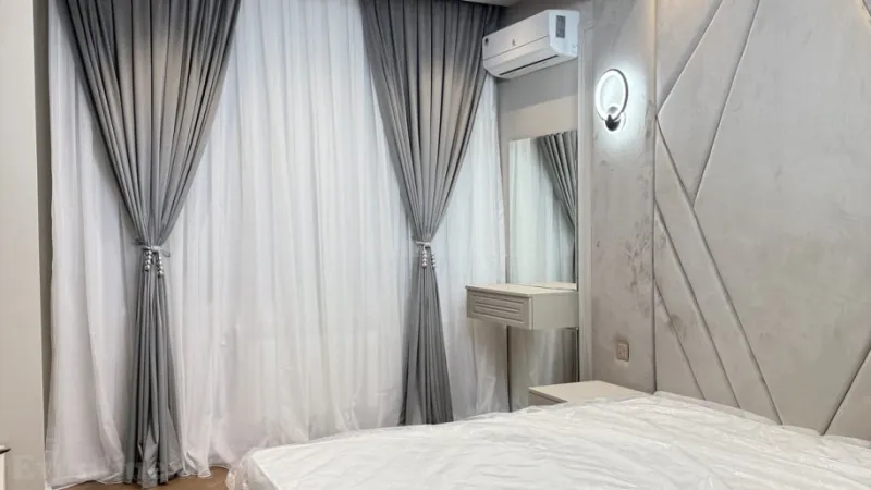 Kirayə verilir 4 otaqlı Mənzil Yeni tikili 140 m² Neftçilər m. - şəkil 12