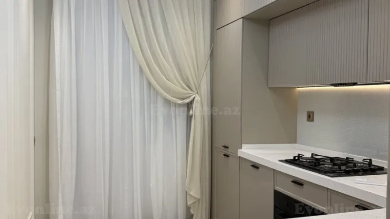 Kirayə verilir 4 otaqlı Mənzil Yeni tikili 140 m² Neftçilər m. - şəkil 23