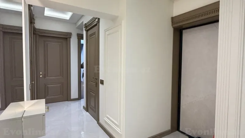 Kirayə verilir 4 otaqlı Mənzil Yeni tikili 140 m² Neftçilər m. - şəkil 25
