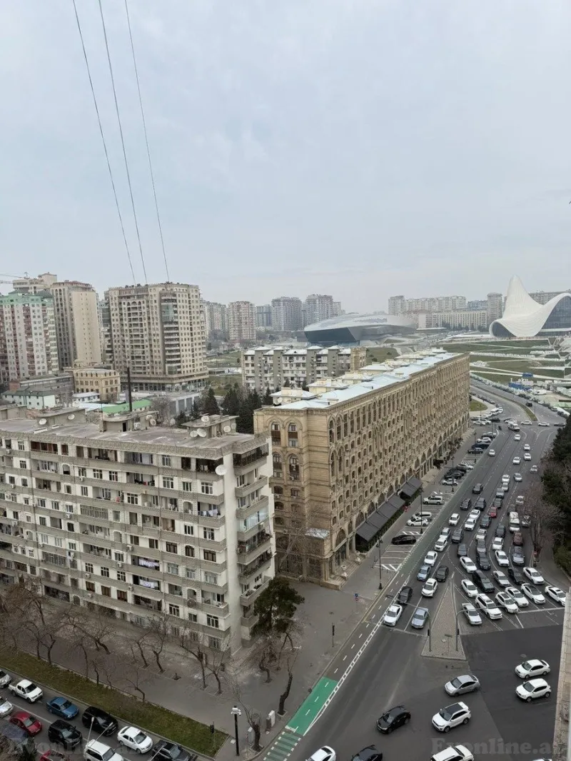 Satılır 5 otaqlı Mənzil Yeni tikili 185 m² Nərimanov r. - şəkil 2