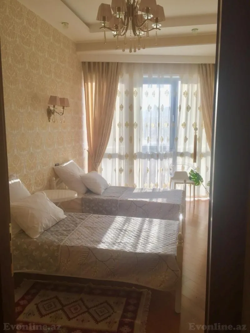 Kirayə verilir 4 otaqlı Mənzil Yeni tikili 230 m² Nizami m. - şəkil 13