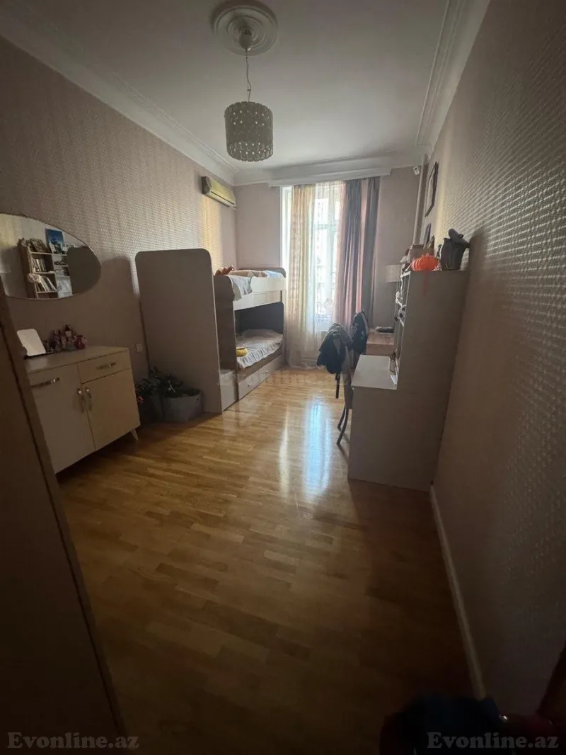 Satılır 3 otaqlı Mənzil Köhnə tikili 80 m² 28 May m. - şəkil 5