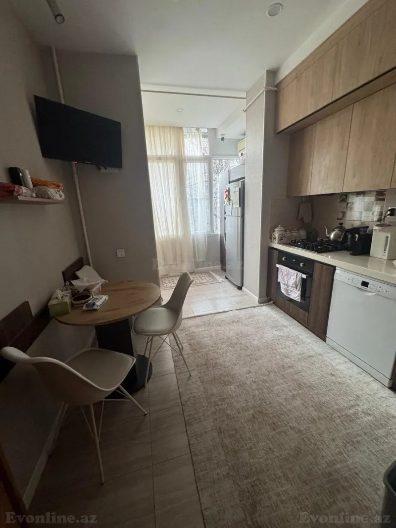 Satılır 3 otaqlı Mənzil Köhnə tikili 80 m² 28 May m. - şəkil 8