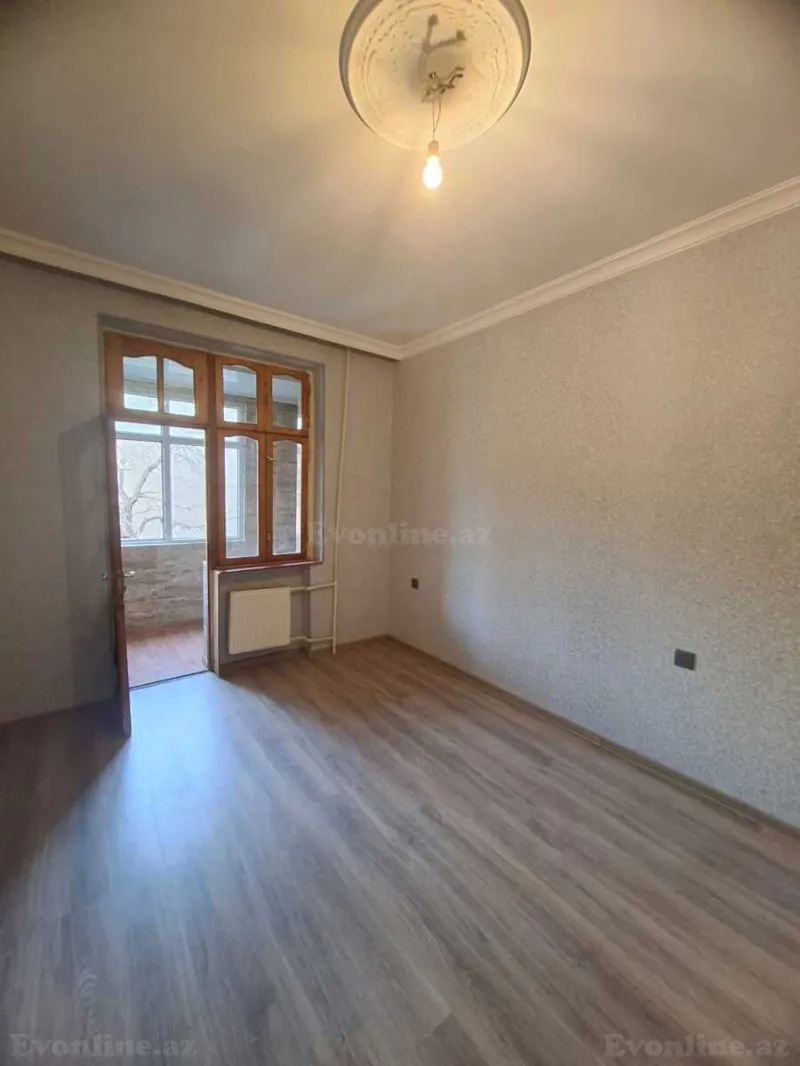 Satılır 2 otaqlı Mənzil Köhnə tikili 40 m² Nəriman Nərimanov m. - şəkil 6