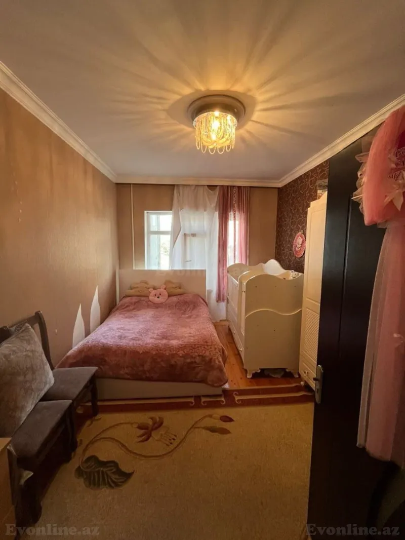 Satılır 2 otaqlı Mənzil Köhnə tikili 65 m² Həzi Aslanov m. - şəkil 3