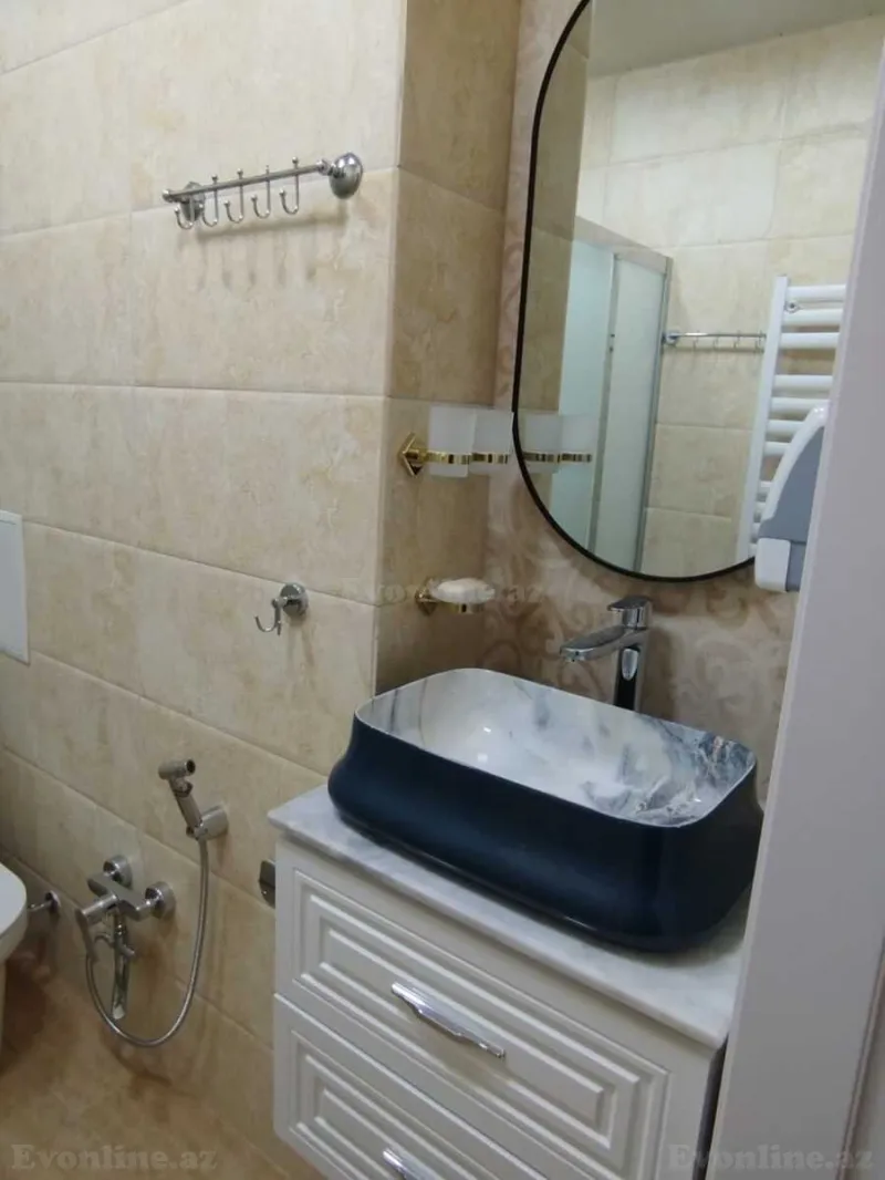 Satılır 2 otaqlı Mənzil Yeni tikili 55 m² Nərimanov r. - şəkil 16