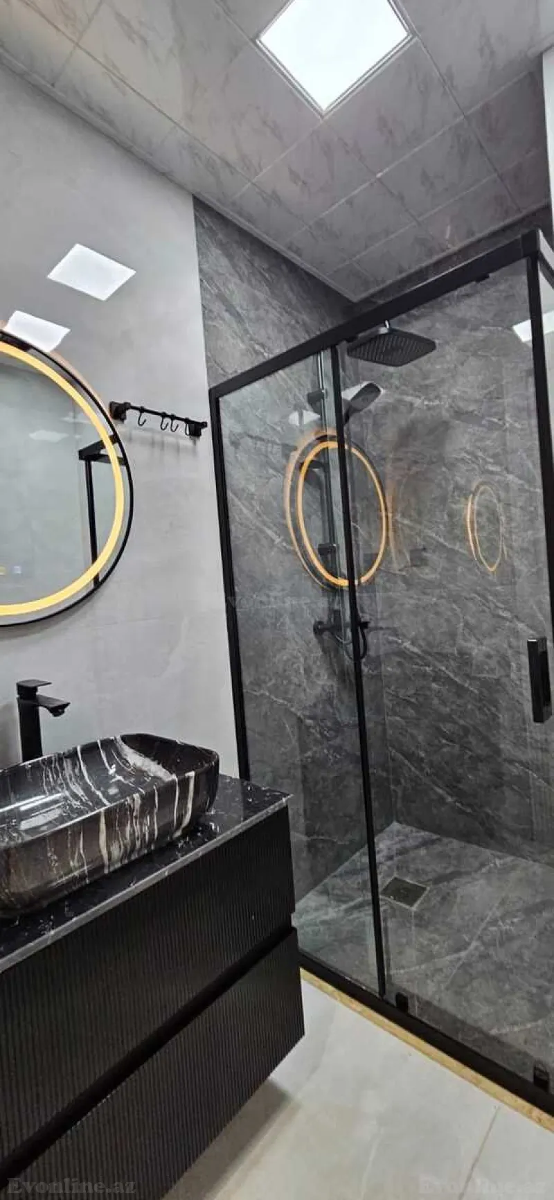 Satılır 3 otaqlı Mənzil Köhnə tikili 75 m² 8-ci mikrorayon