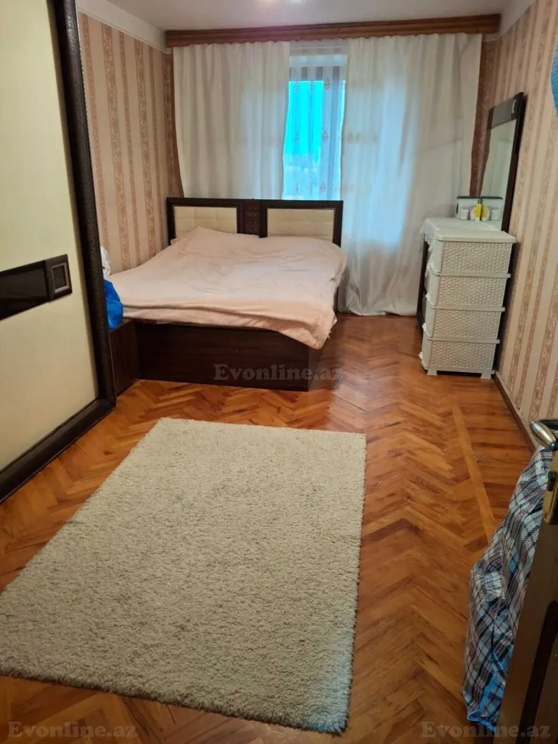 Satılır 2 otaqlı Mənzil Köhnə tikili 56 m² Yasamal - şəkil 2