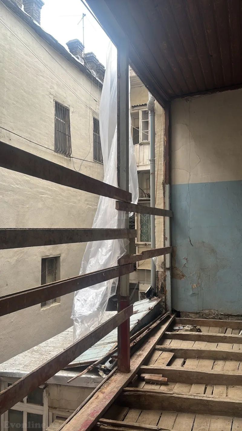 6 otaqlı Mənzil 152 m² Sahil m. Satılır